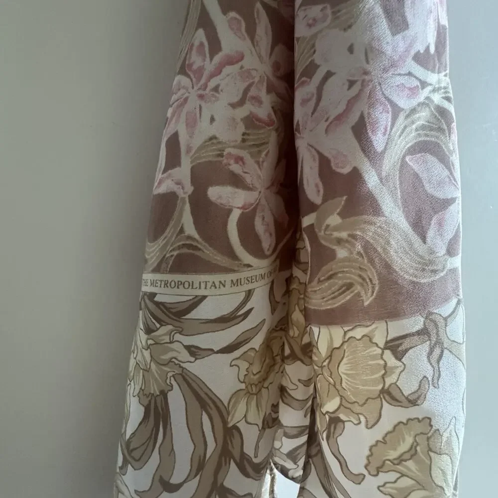 The Metropolitan Museum Of Art Silk Scarf Made in Italy Floral MET Art to Wear